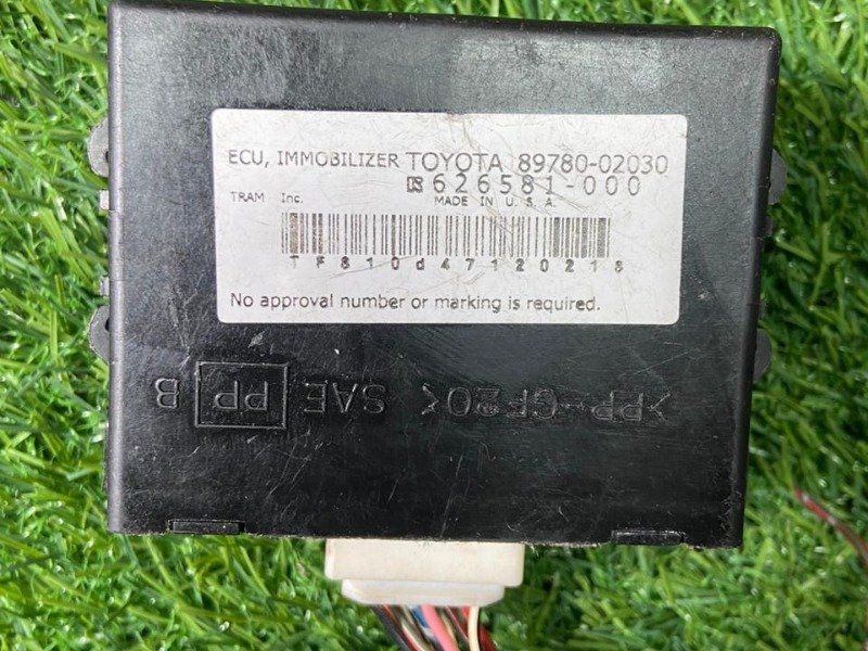 COMPUTER ASSY TRANSPONDER KEY Part no: 89780-02030 TOYOTA COROLLA MATRIX ZZE13 Model 01/2002 to 12/2