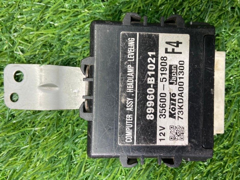 COMPUTER ASSY HEADLAMP LEVELING Part no: 89960-22010 FOR TOYOTA MARK X GRX12 Model 11/2004 to 08/200