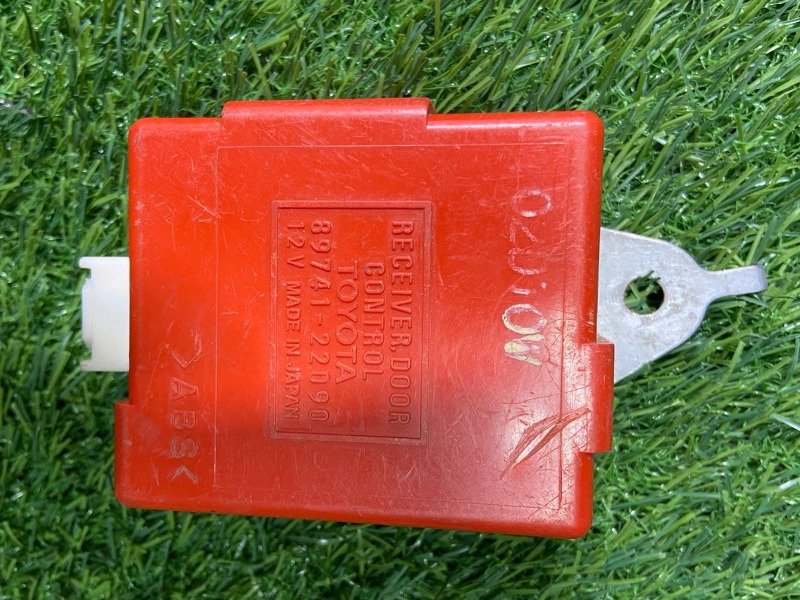 RECEIVER, DOOR CONTROL Part no: 89741-22090 for TOYOTA  MARK 2, MARK 2 BILT GX11, JZX11 Model 10/200