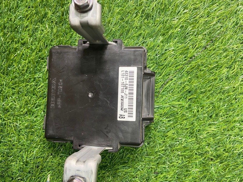 CONTROL UNIT 4 WHEEL DRIVE Part No: 48310-6JN-J11 for HONDA VEZEL RV6